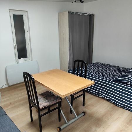 Studio Independant Avec Jardin Au Calme Neuilly-Plaisance Buitenkant foto